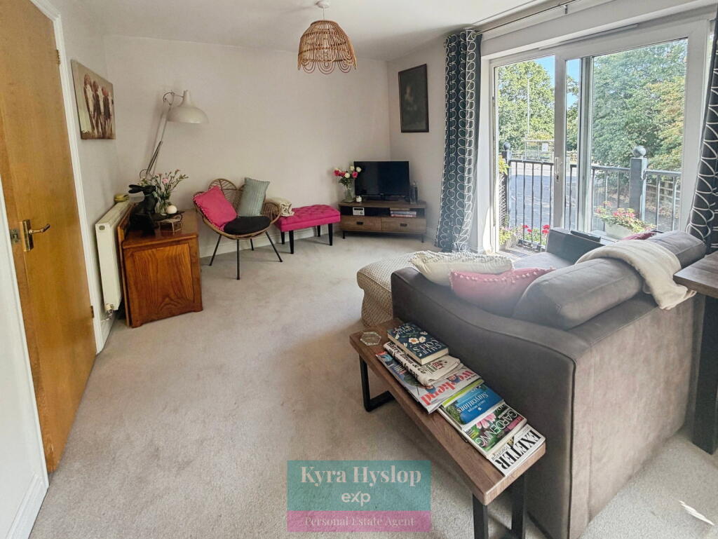 Apartment in Exeter - View 5