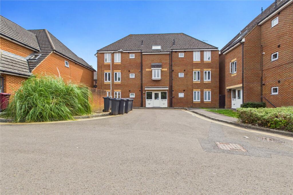 Main image of property: Shilling Close, Tilehurst, Reading, Berkshire, RG30