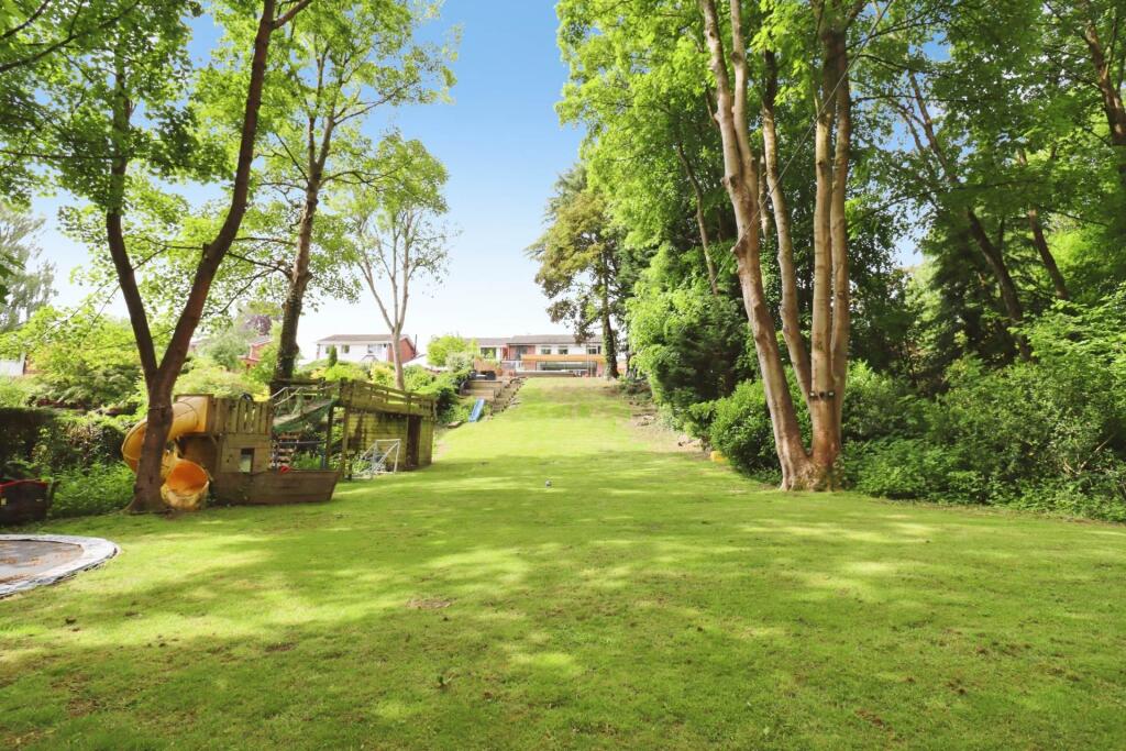 Raby Close, Raby Mere photo 3