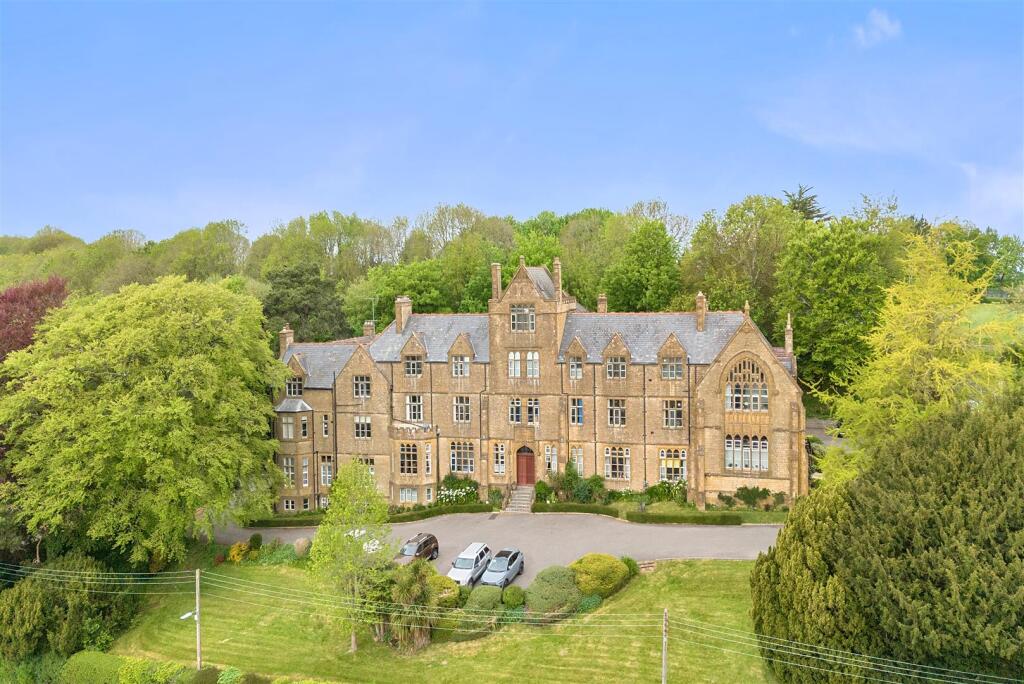 Main image of property: Mount Pleasant, Crewkerne