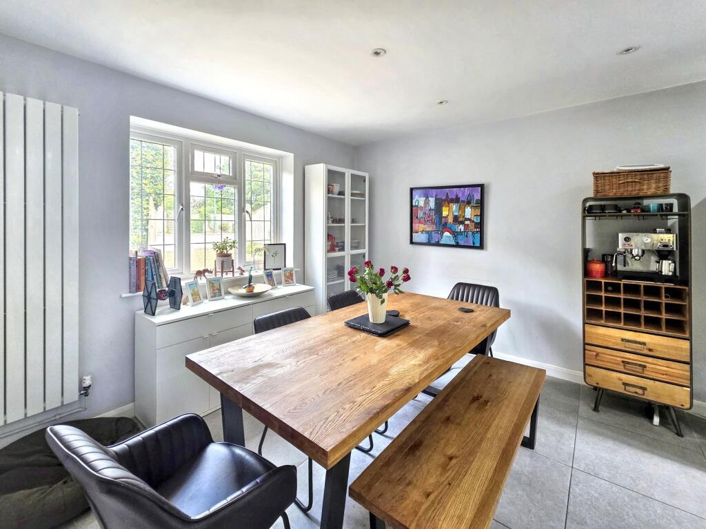 House in Redhill - View 5