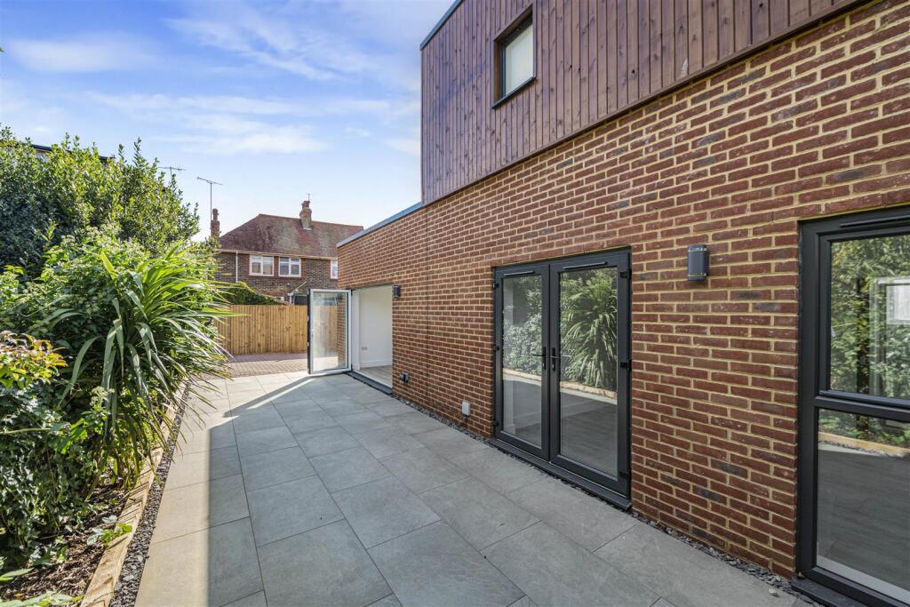 Main image of property: Pavilion Road, Worthing