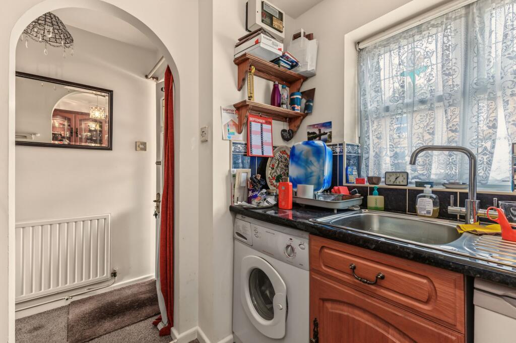 House in Evesham, Fairfield - View 5