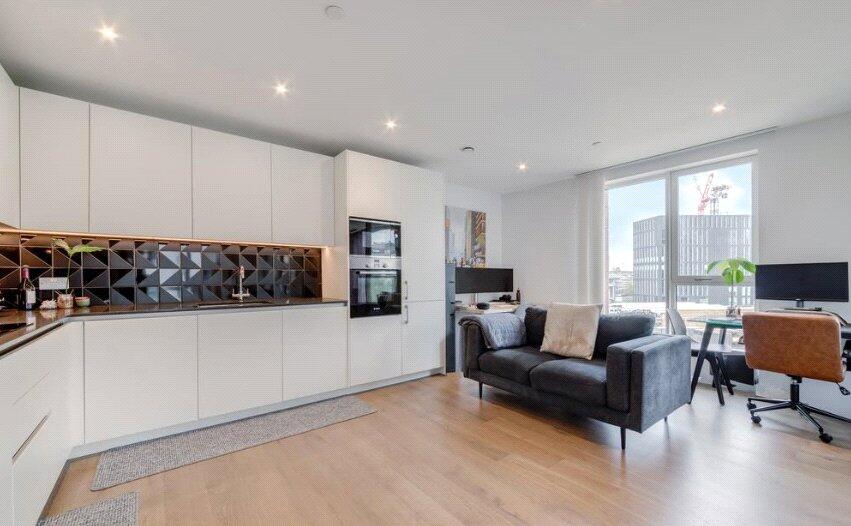Apartment in London - View 3