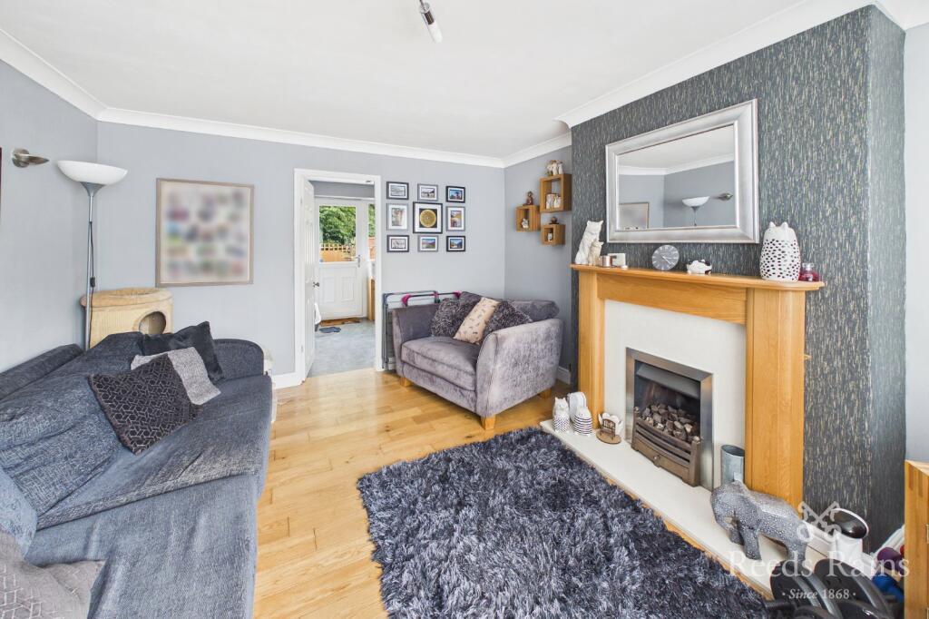 House in Wakefield - View 3