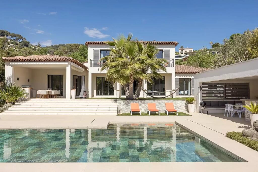 Main image of property: Provence-Alps-Cote d`Azur, Alpes-Maritimes, Saint Paul De Vence