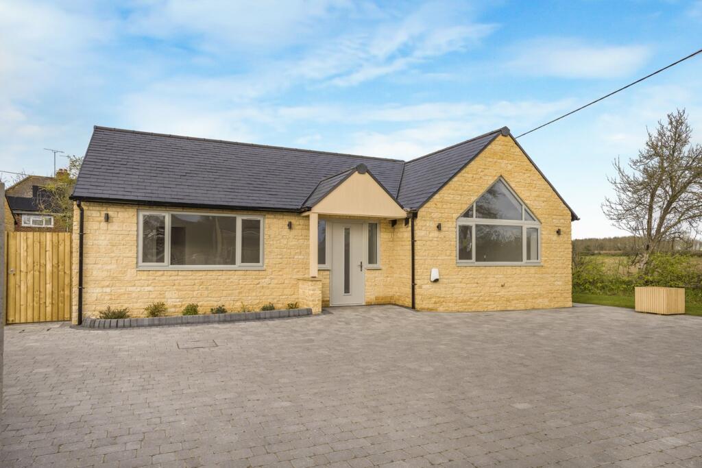 Main image of property: The Beeches, Cheltenham Road , Kinsham, Tewkesbury, GL20