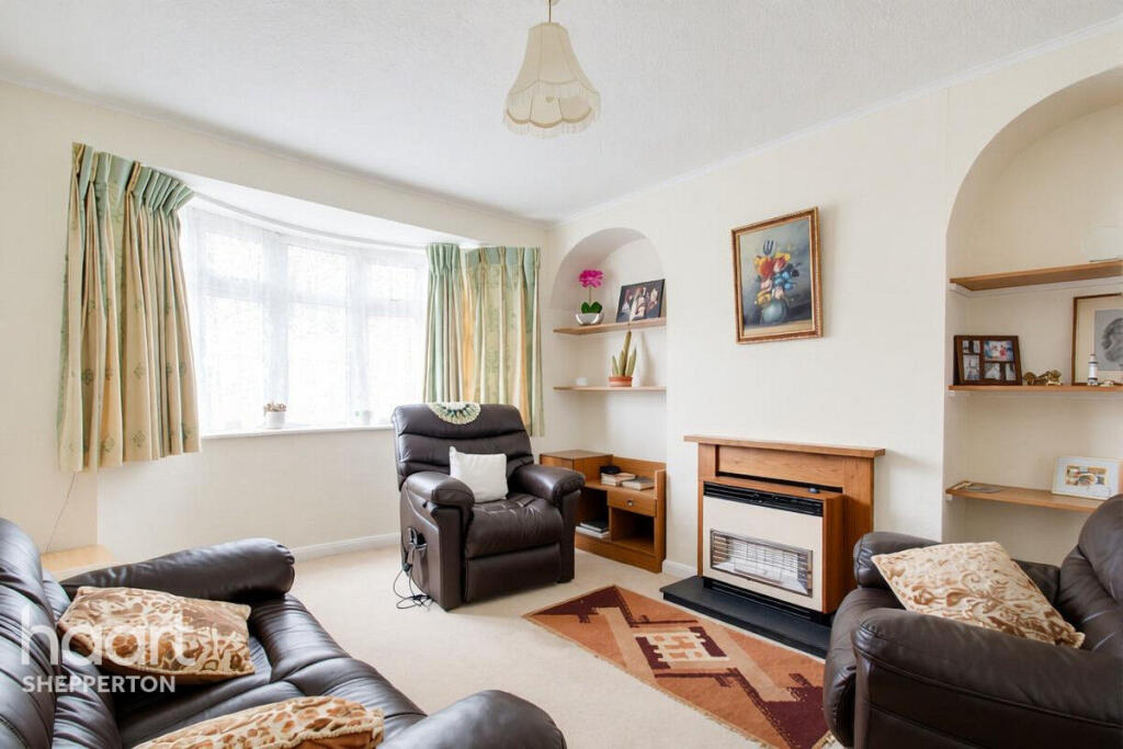 House in Twickenham - View 3