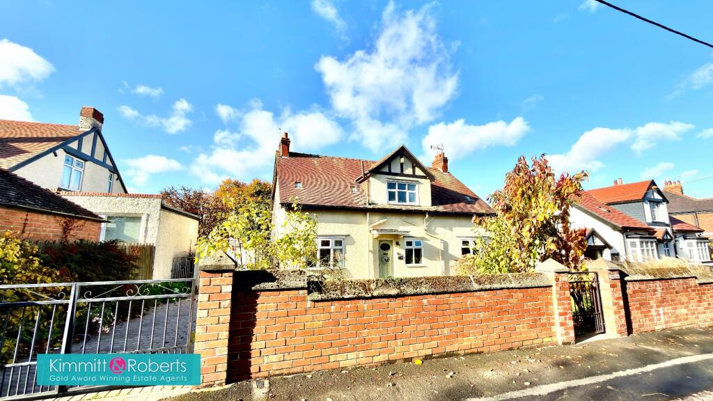 Springfield Crescent, Seaham, Durham, SR7 7SU photo 2