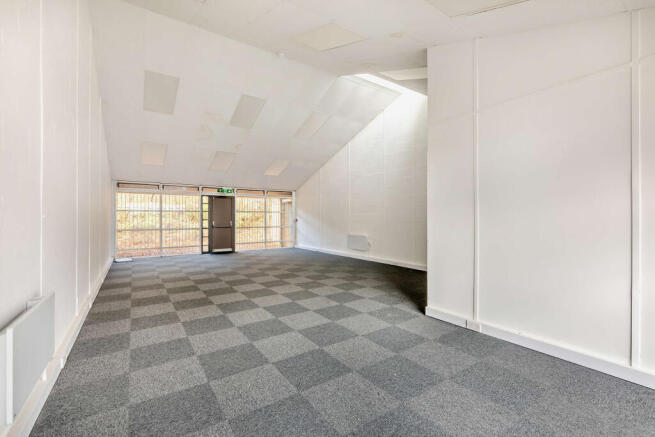 8578619-interior05-800.jpg