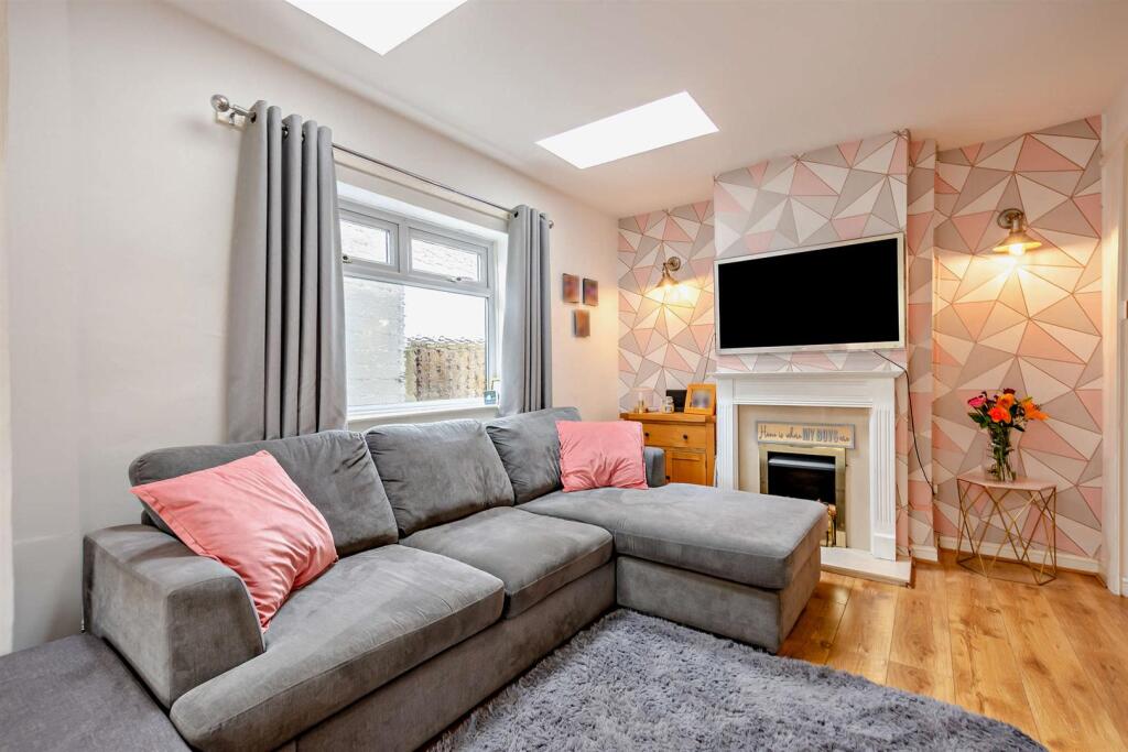 House in Maidstone, Bearsted - View 4