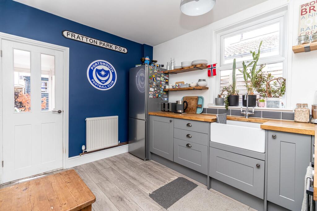 House in Portsmouth - View 5