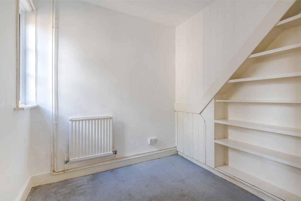 Henfold Lane, Beare Green, Dorking, Surrey, RH5 photo 4
