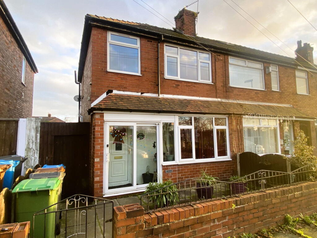 Main image of property: 25 Alcester Street, Chadderton OL9 8LD