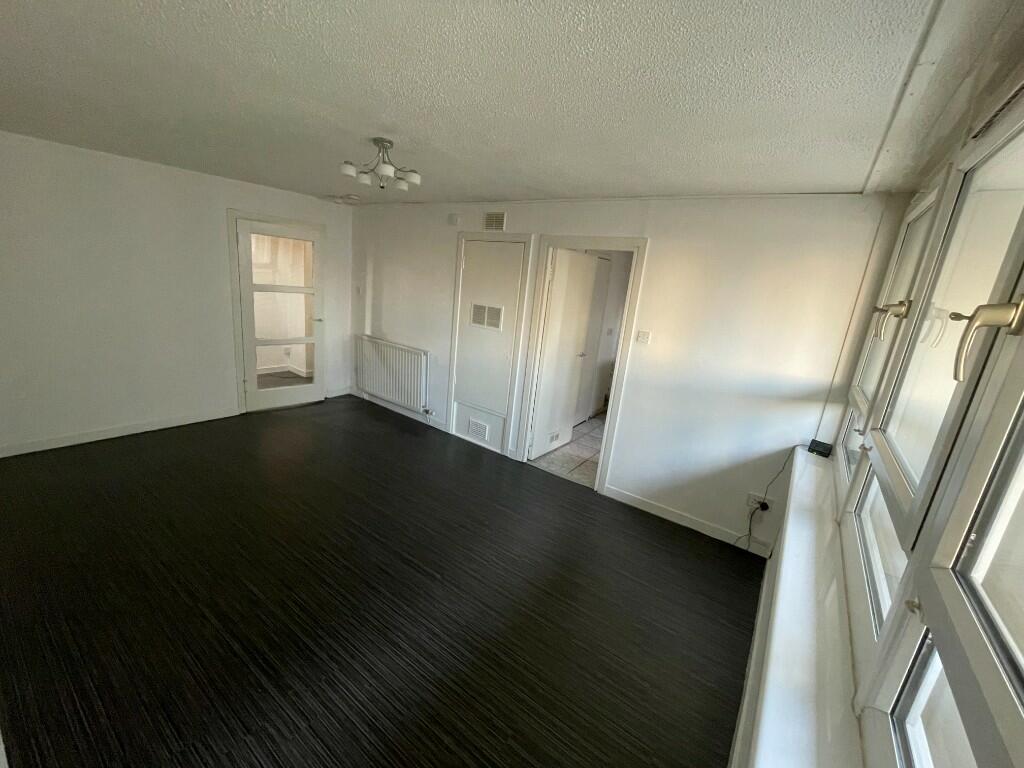 Apartment in Glasgow - More