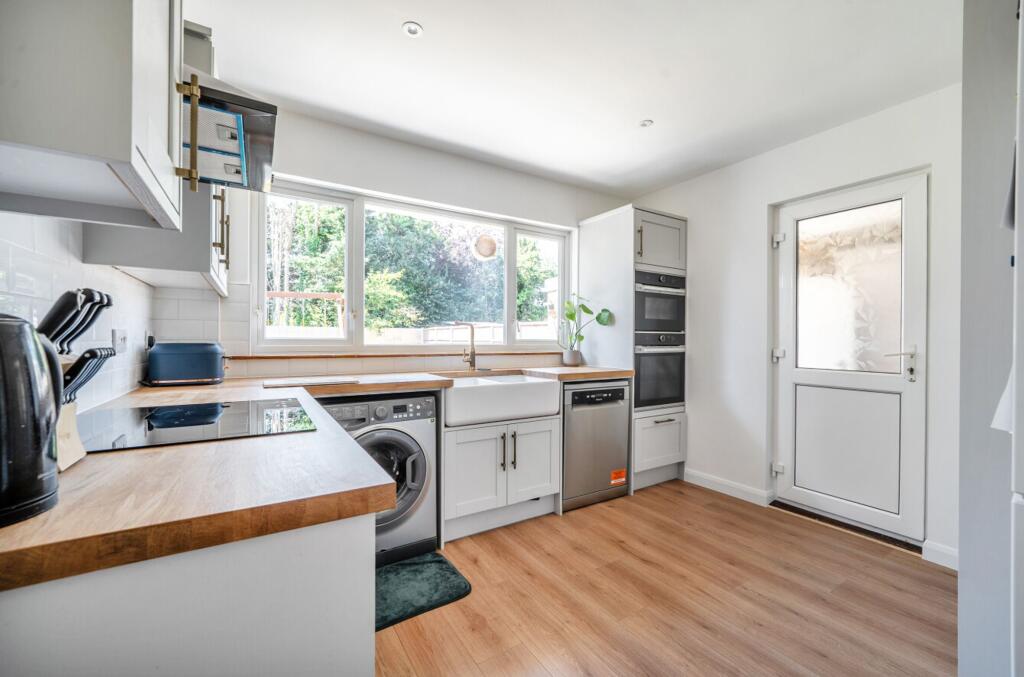 House in Portsmouth - View 3