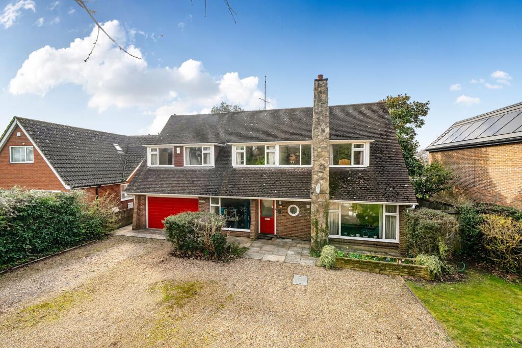 Main image of property: Keephatch Road, Wokingham, RG40