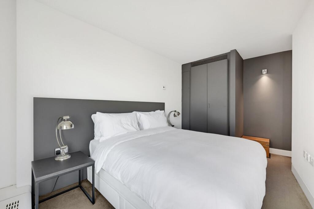 Apartment in London - View 4
