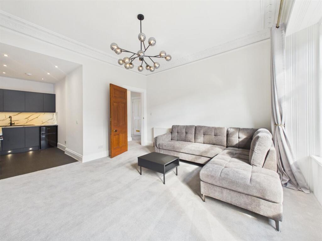 Apartment in Perth - View 4