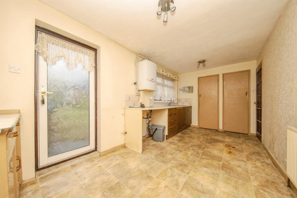 Hawthorn Drive, Ipswich photo 4