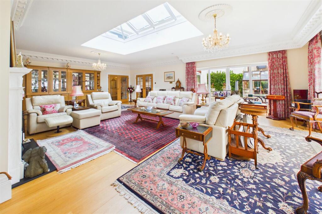 House in Ipswich - View 5