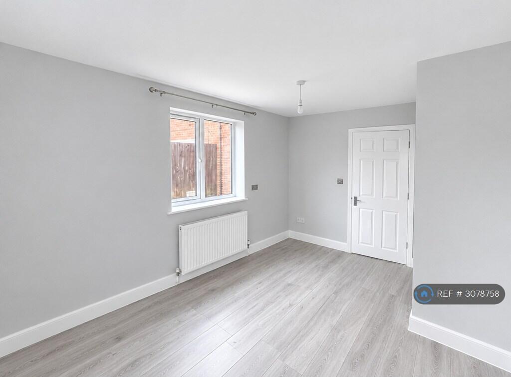 Apartment in Southampton - View 2