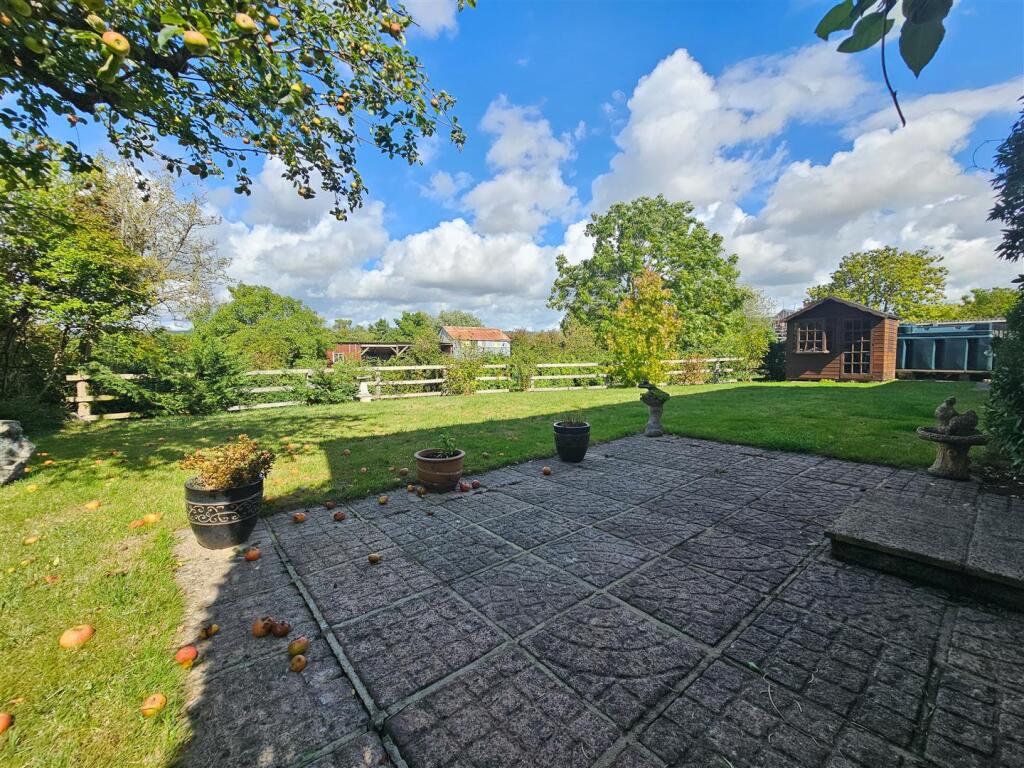 Additional image 27 of Henton, Wells