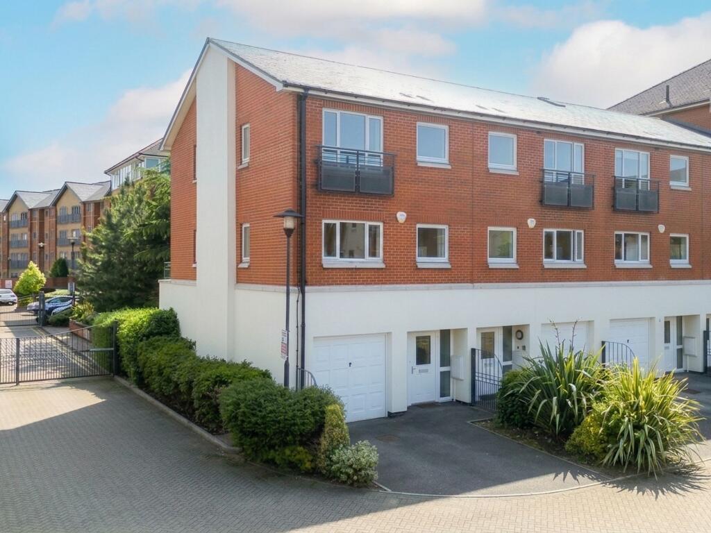 Main image of property: Park Wharf, Castle Boulevard, Nottingham
