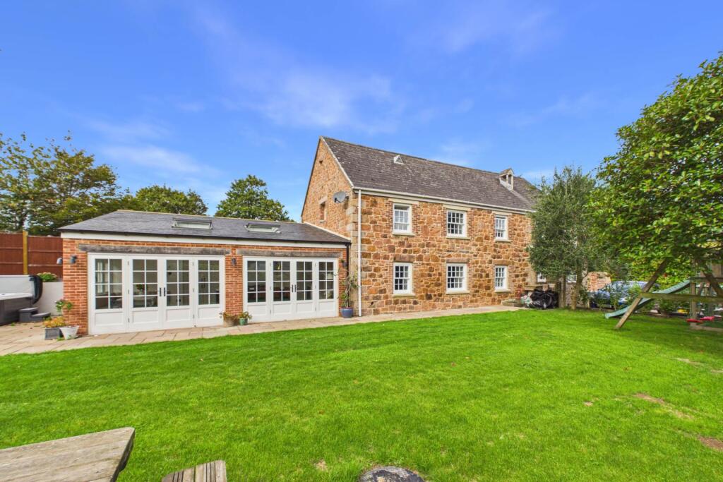 Main image of property: St Lawrence