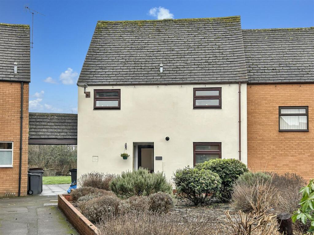 Main image of property: St. Georges Close, Moreton-In-Marsh