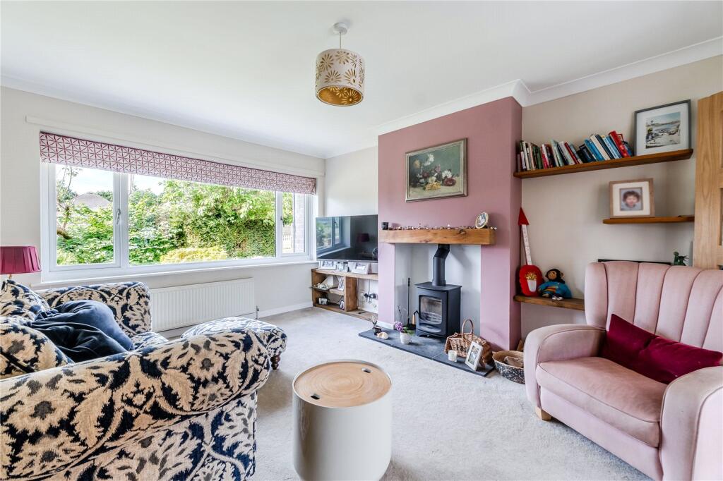 House in Leeds, Horsforth - View 2