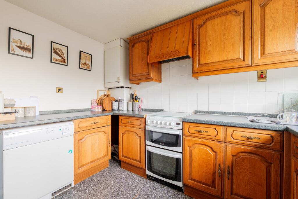 House in Newcastle upon Tyne - More