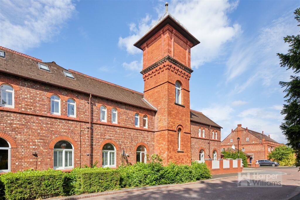 Main image of property: Newland Mews, Culcheth, Warrington, WA3 4EN