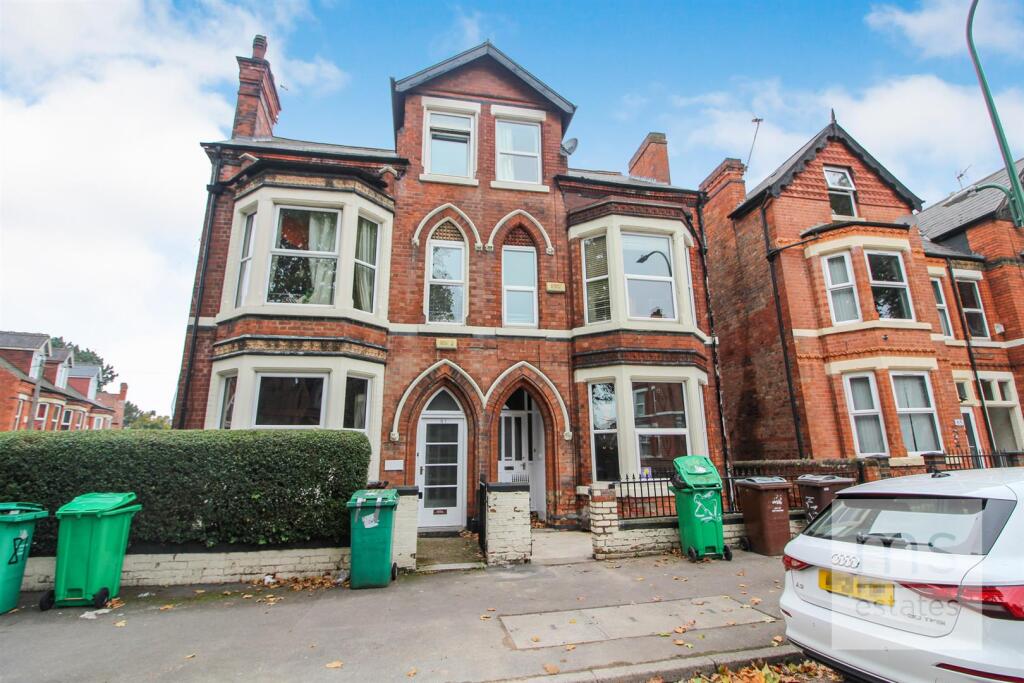 Main image of property: BILLS INCLUDED £145pppw Lenton Boulevard, Lenton, Nottingham