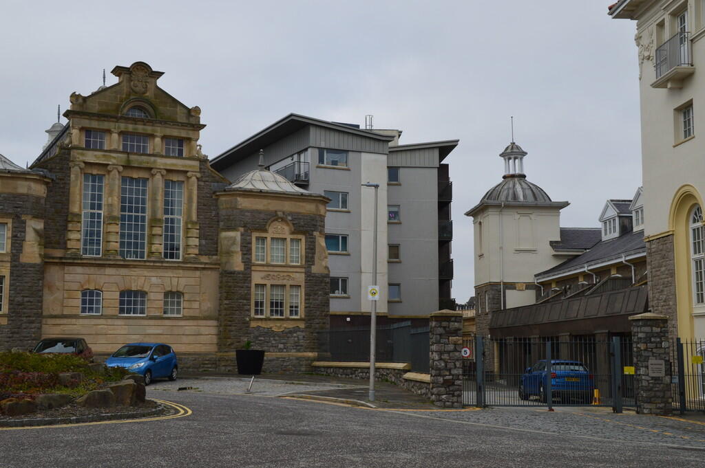 Property photo 9