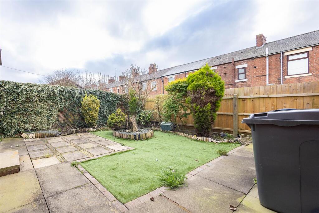 Pasture Field Close, Leyland photo 4