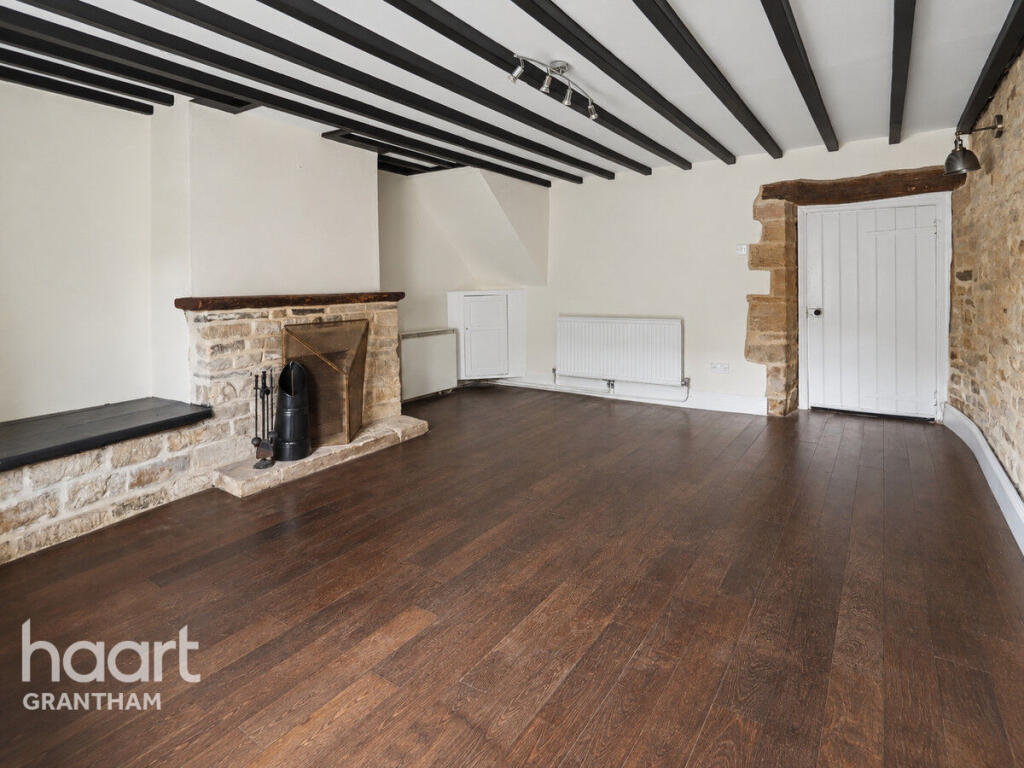House in Nottingham - View 2