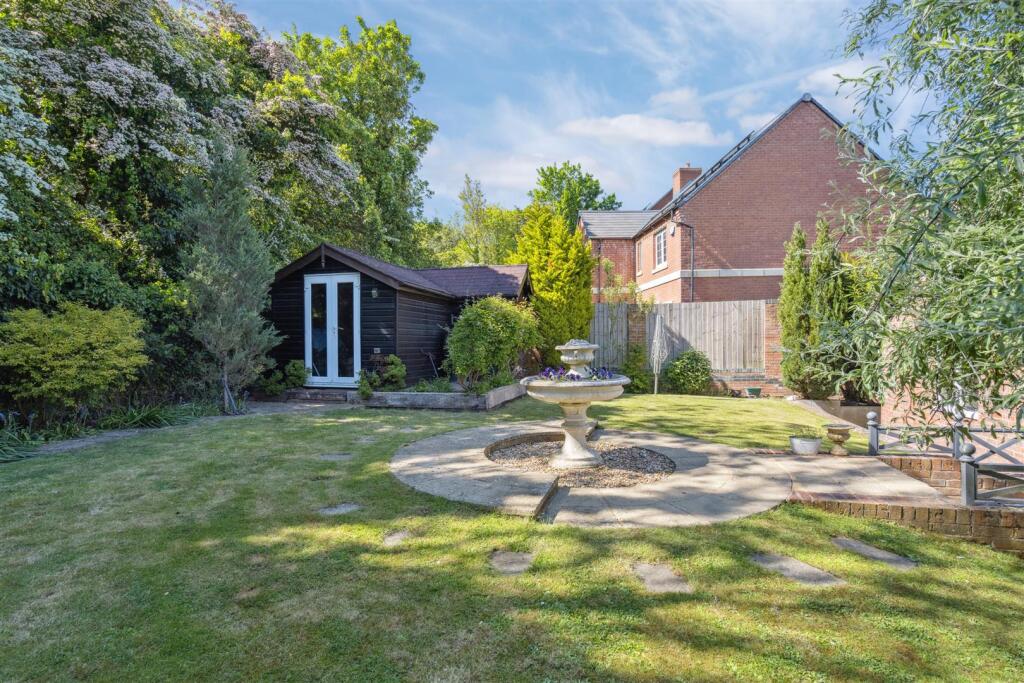 House in Milton Keynes, Simpson, Simpson and Ashland - View 4