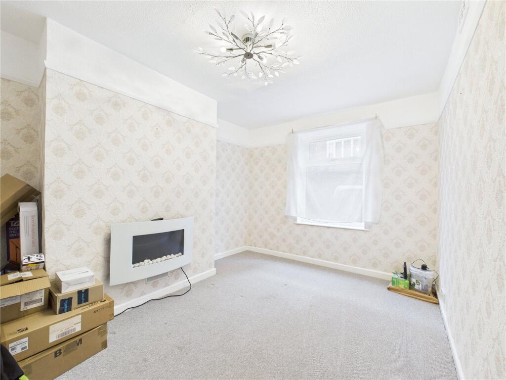 Gordon Terrace, Park Street, Crediton, Devon, EX17 photo 2