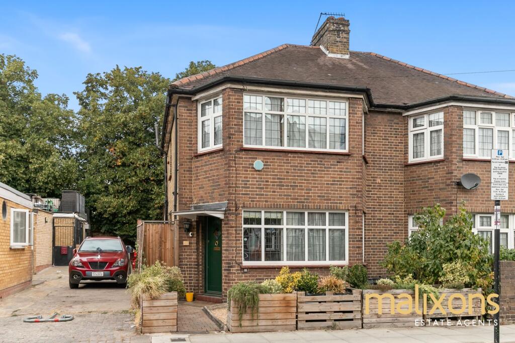 House in London - View 5