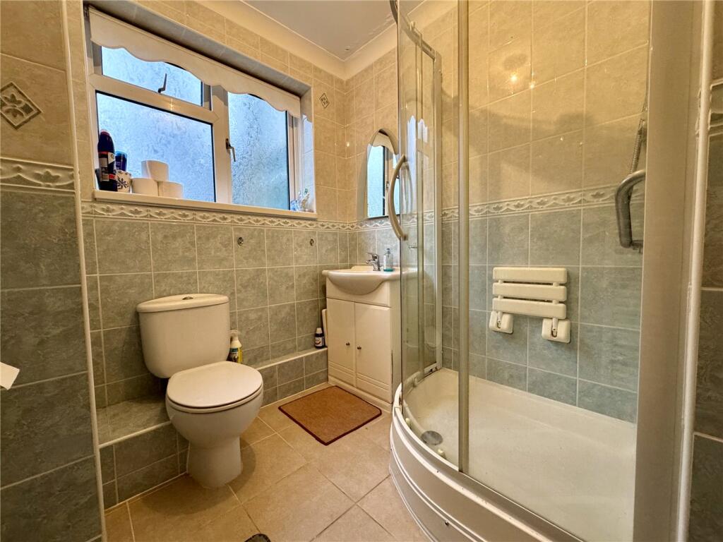 Apartment in Bournemouth, Westbourne - More