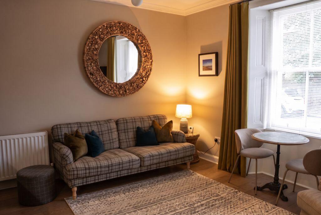 Apartment in Edinburgh - View 2