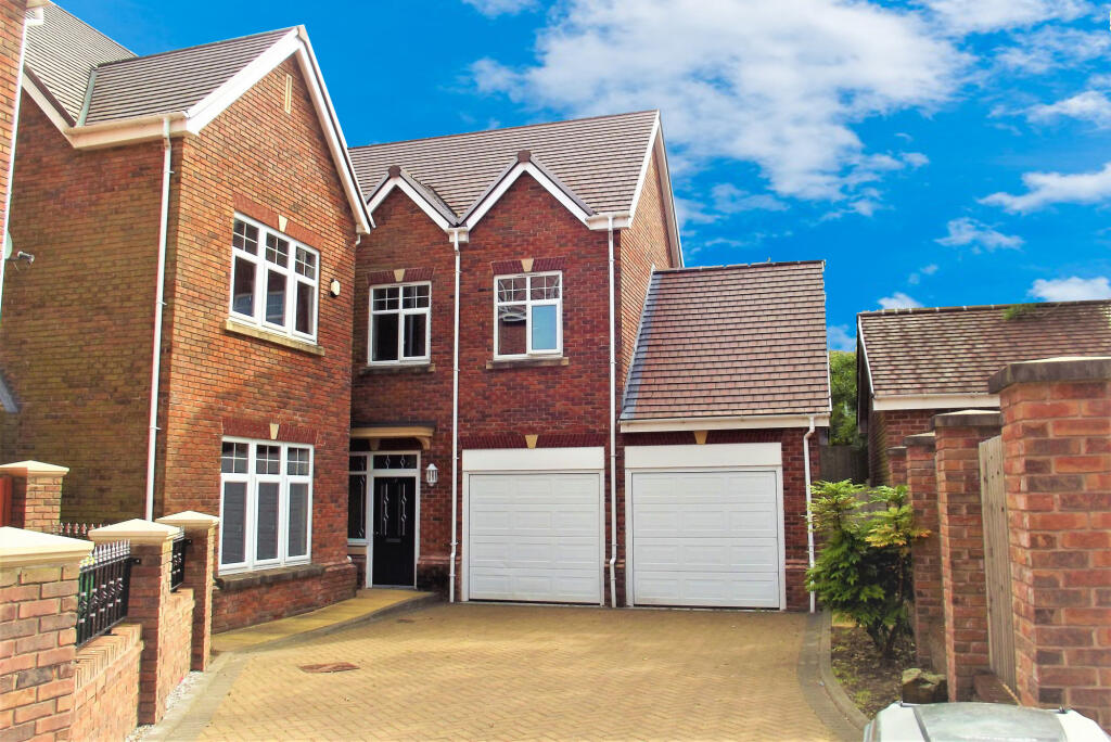 Main image of property: Halkin Close, Fulwood, Preston, Lancashire, PR2