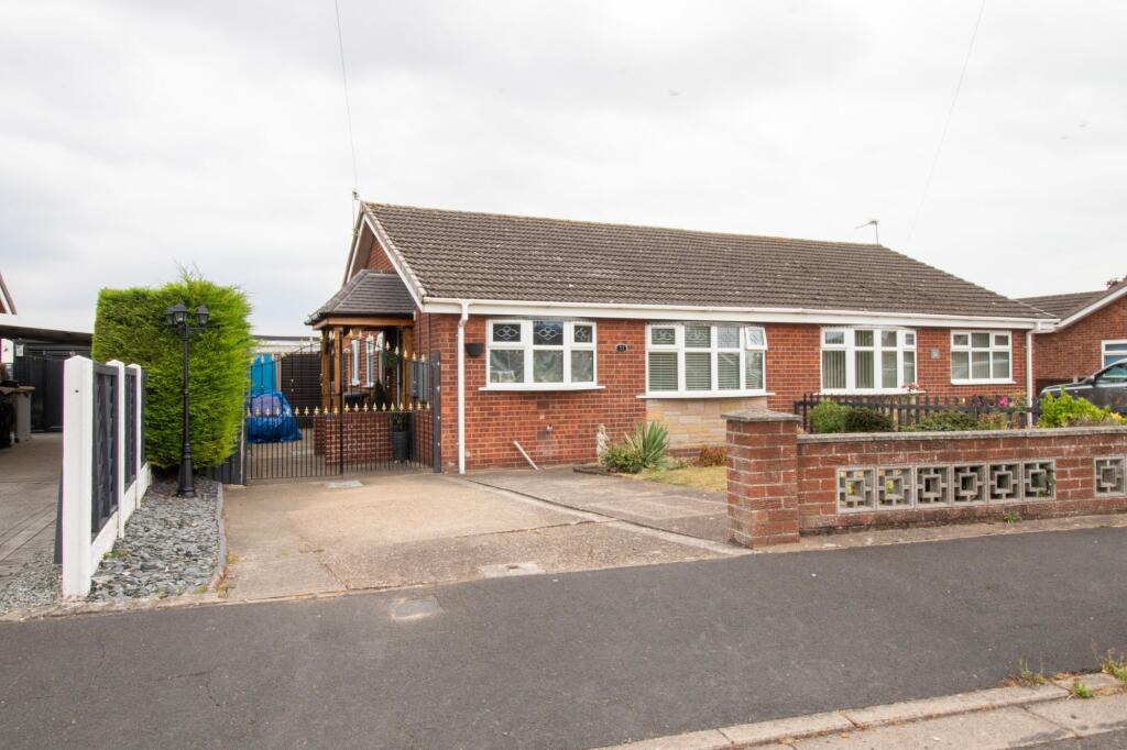 Main image of property: The Meadows, Burringham, DN17