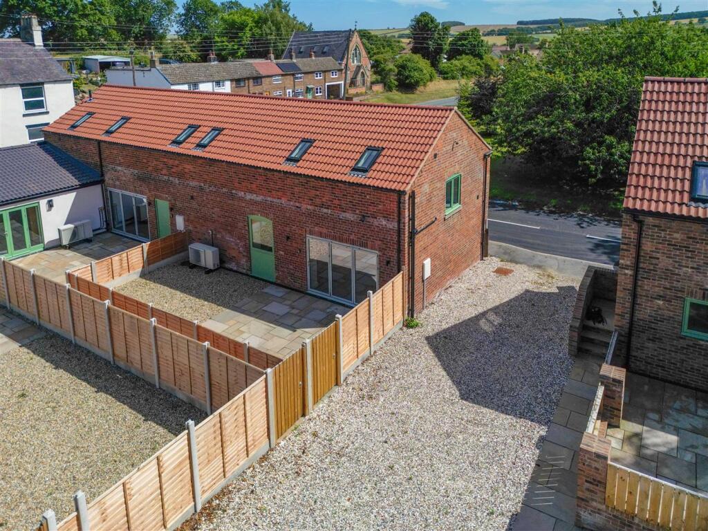 Main image of property: Foxholes