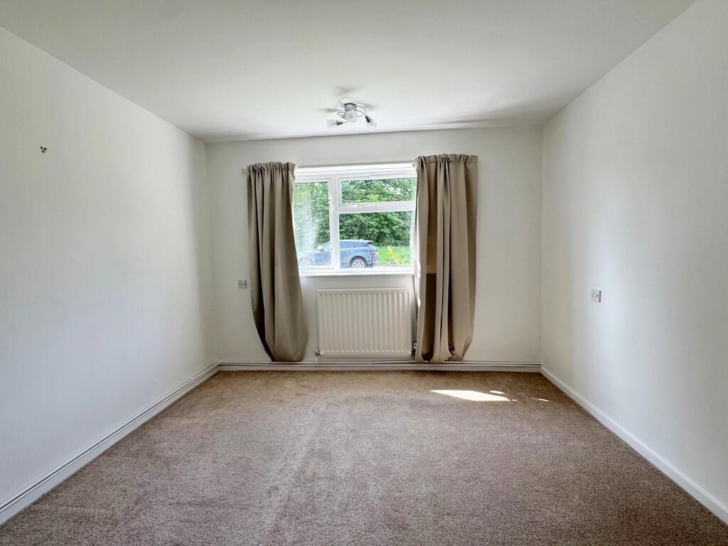 Webster Avenue, Kenilworth - View 5