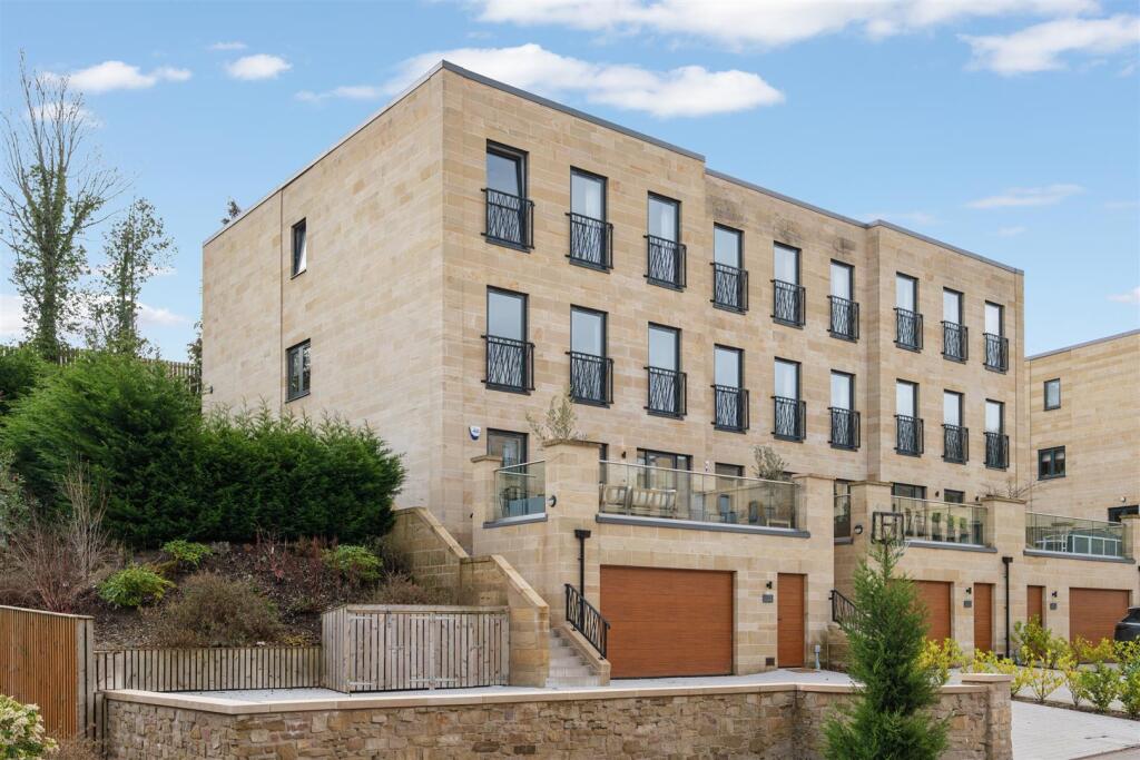 Main image of property: The Glades, Bothwell, Glasgow