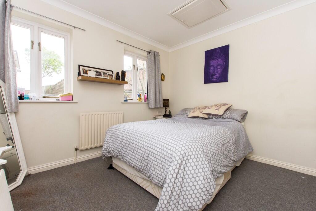 2 bedroom end of terrace house for rent