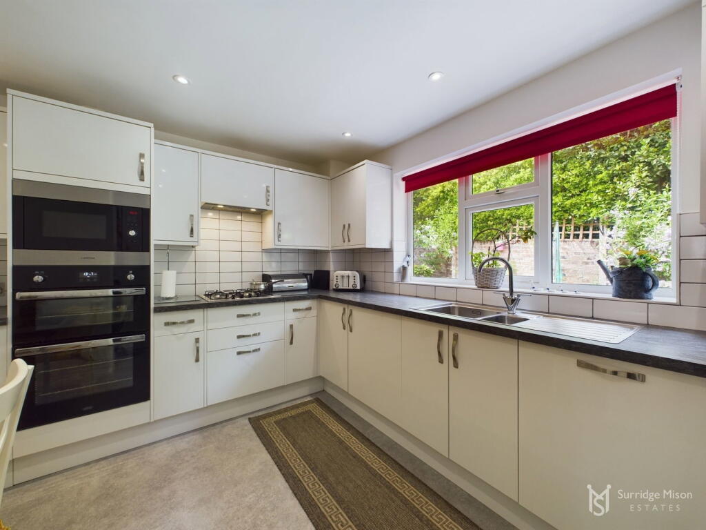 House in Brighton - View 4