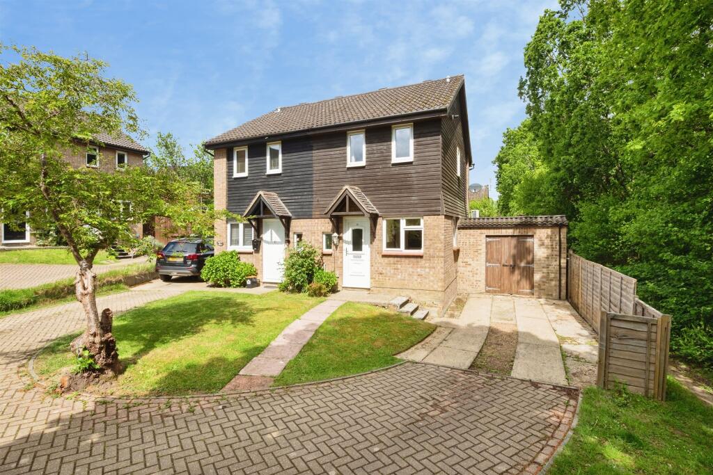 Main image of property: Willow Walk, Tunbridge Wells